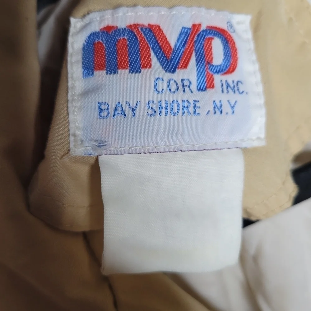 Vintage 70s 80s MVP Cor Inc Bay Windbreaker Jacket in Cream Size Medium